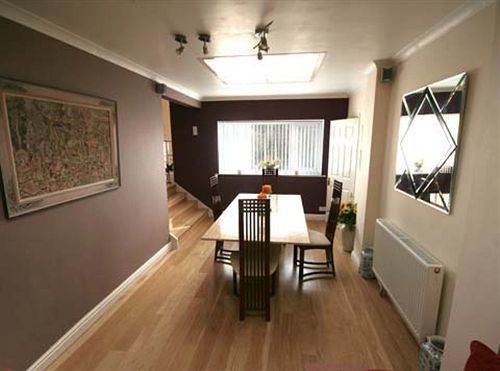 Guesthouse Topos เซนต์ออสเทลล์ ภายนอก รูปภาพ